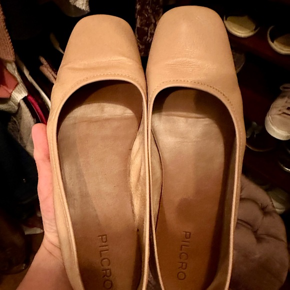 Pilcro Soft Ballet Flats Leather Gently Used with Original Box - Picture 6 of 10